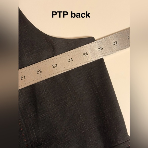 Blu Martini Mens Elegant Red and Black Brocade Vest Size 48R Button Down - Picture 8 of 14